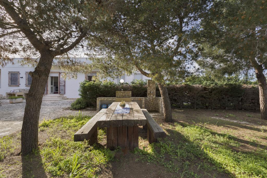 Villa Castiglione By Barbarhouse Torre Lapillo Exterior photo